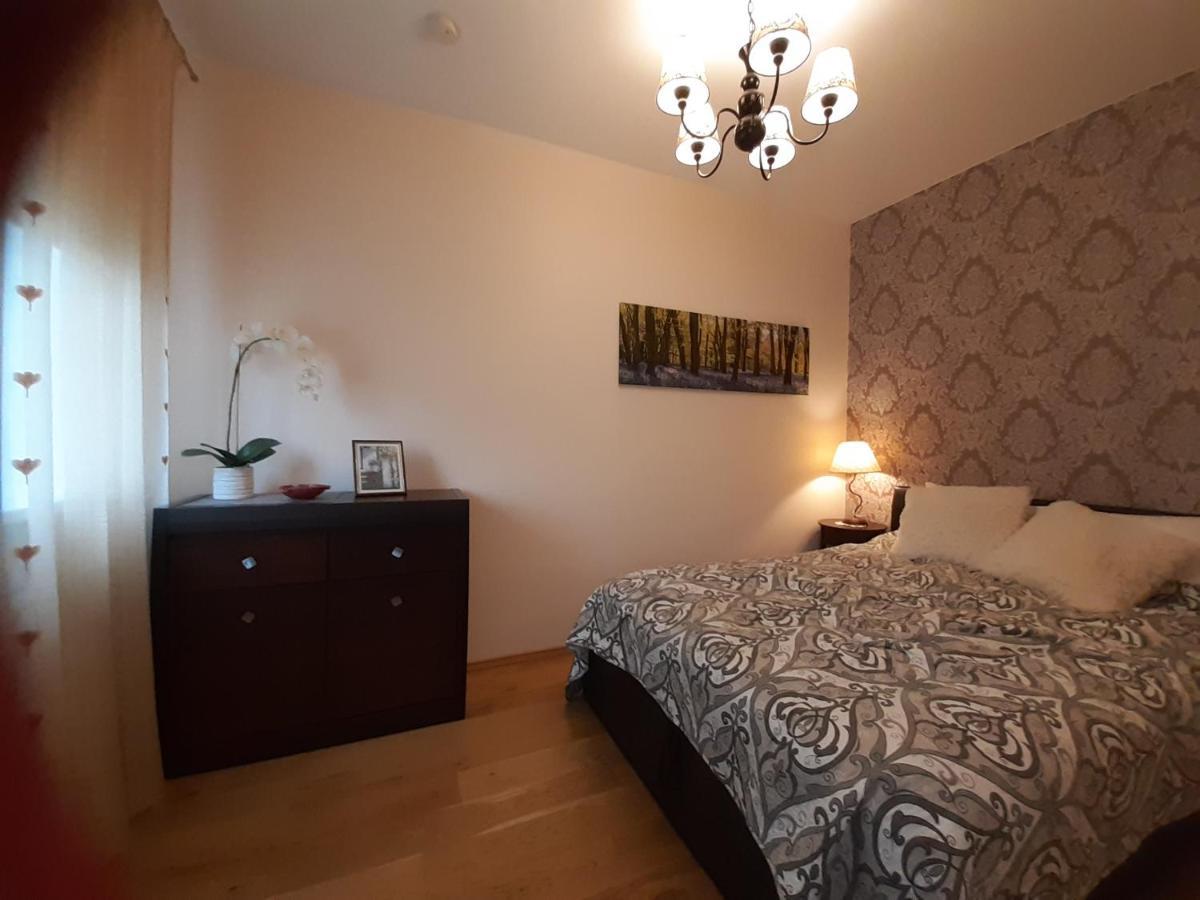Akord Apartment Centrum With Free Parking Parnu Bagian luar foto